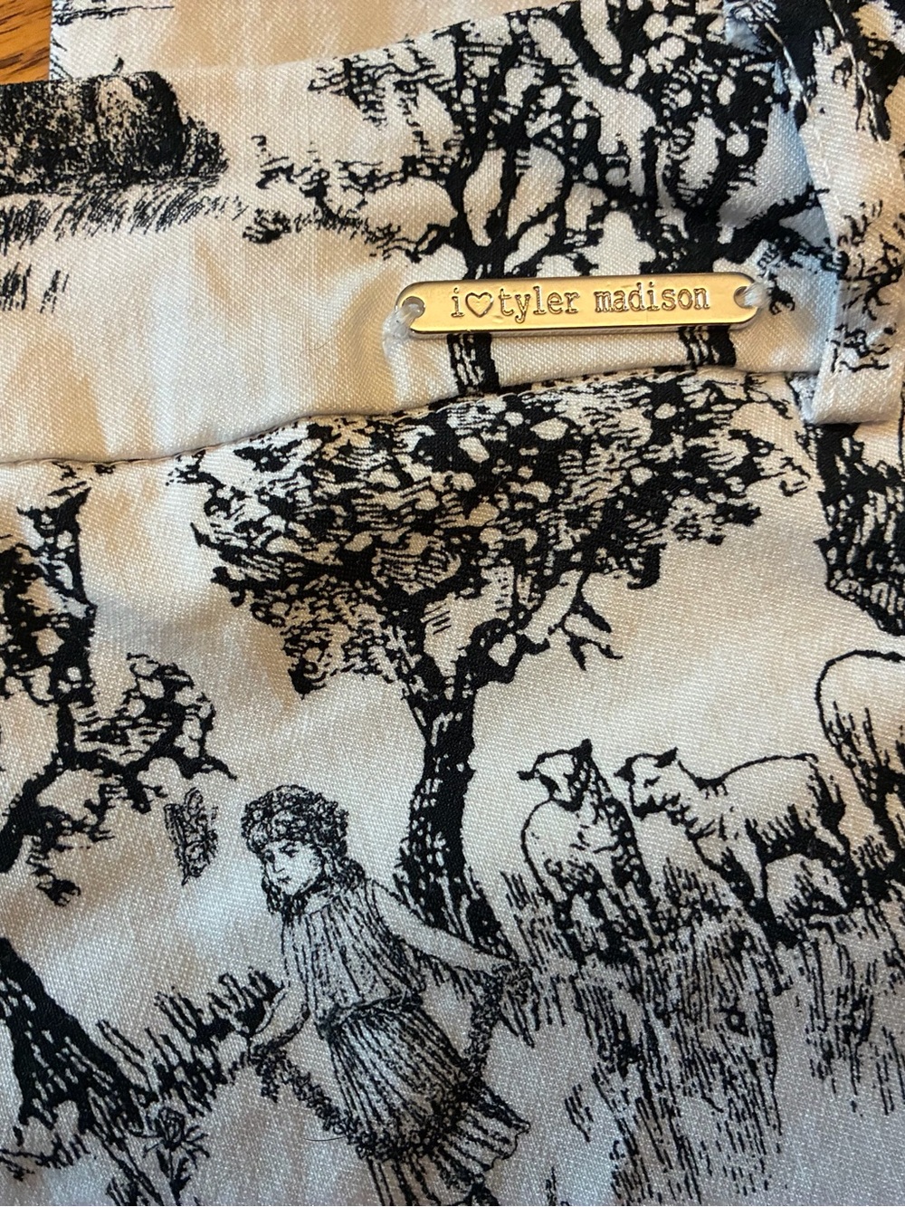 I Love Tyler Madison Toile Print Slim Ankle Pants Stretch Pull-On Black White - Picture 6 of 11